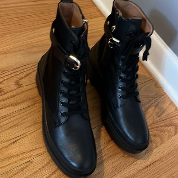Kate Spade Winona boots - Picture 2 of 4